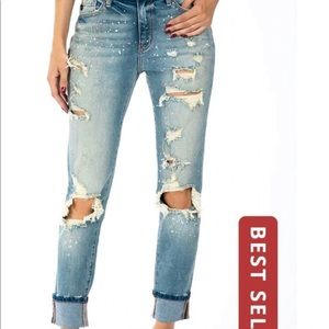 KanCan bleach splatter boyfriend jean 💙💙